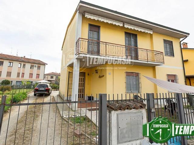 Appartamento in vendita a Ossago, Lombardia