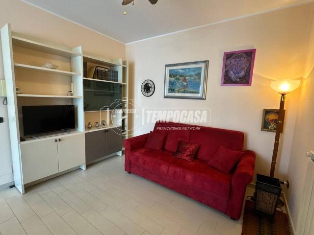 Appartamento in vendita a Ossona, Milano