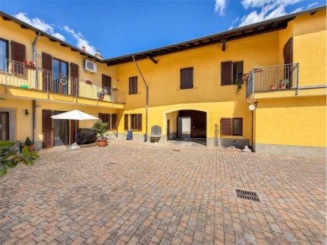 Appartamento in vendita a Ossona, Milano