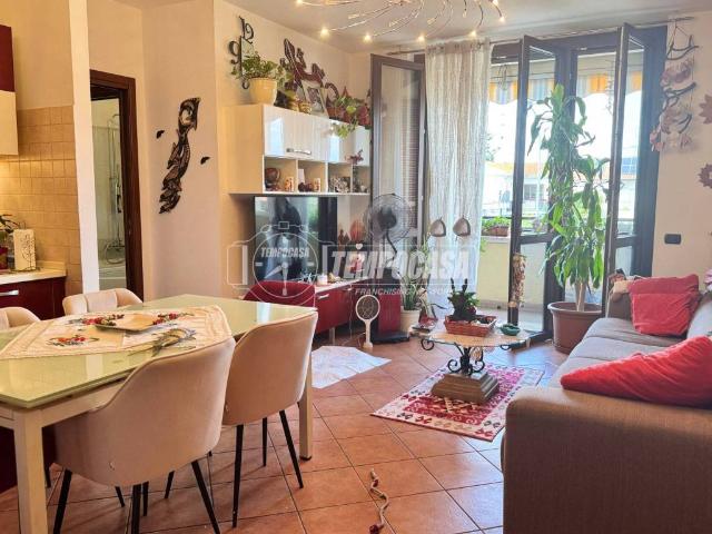 Appartamento in vendita a Asmonte, Ossona