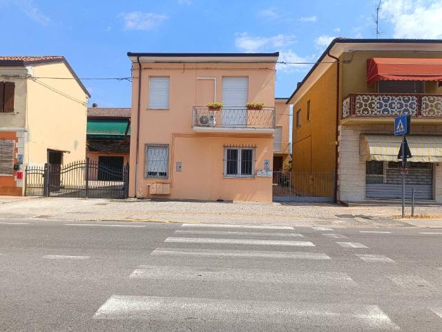Appartamento in vendita a Ostellato, Reggio Emilia