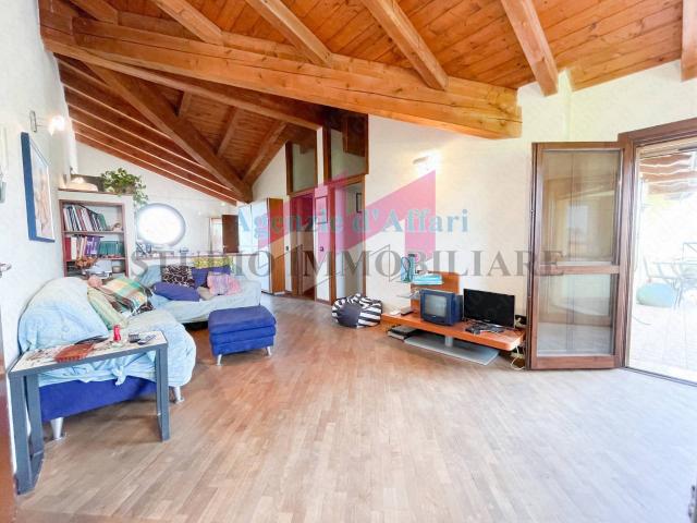 Appartamento in vendita a Ostiglia, Lombardia