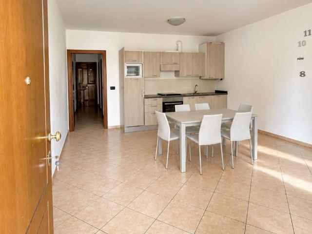 Appartamento in vendita a Ostiglia, Lombardia