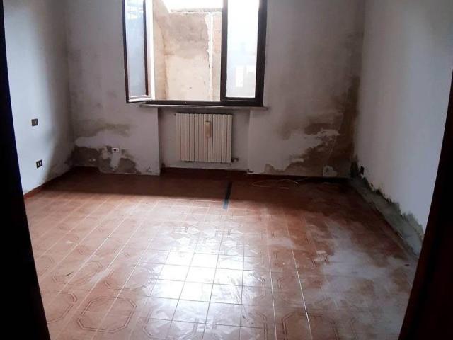 Appartamento in vendita a Ostiglia, Lombardia