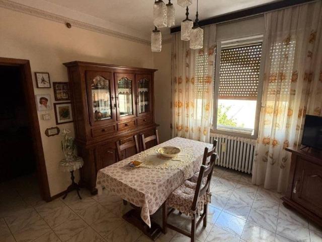 Appartamento in vendita a Ostiglia, Lombardia