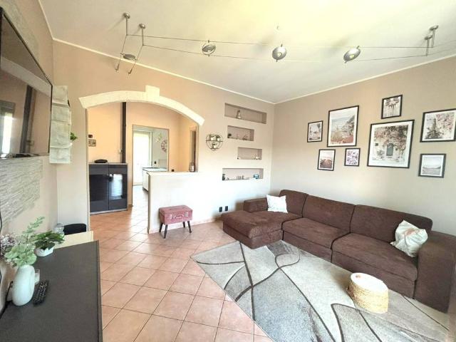 Appartamento in vendita a Ostiglia, Lombardia
