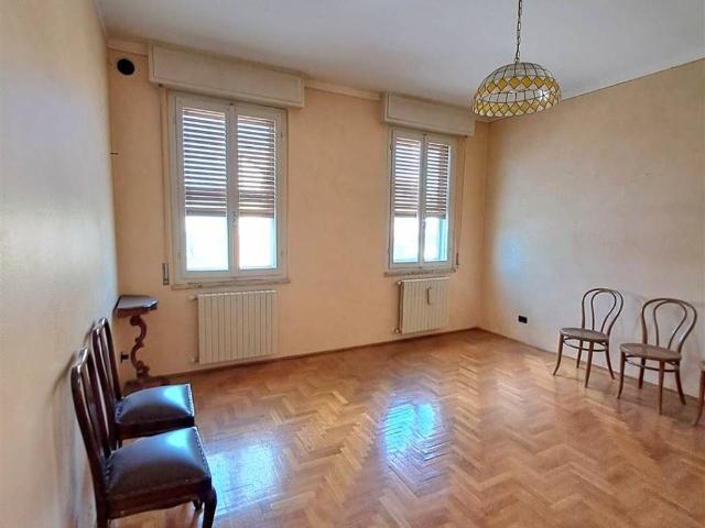 Appartamento in vendita a Ostiglia, Lombardia