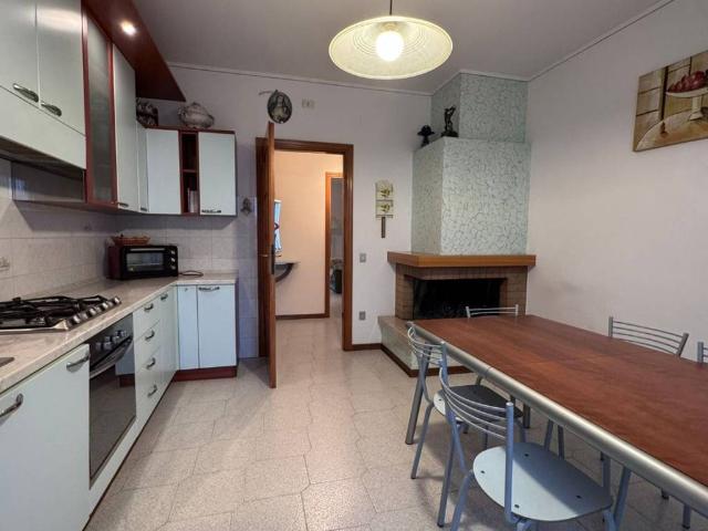 Appartamento in vendita a Marche, Ancona