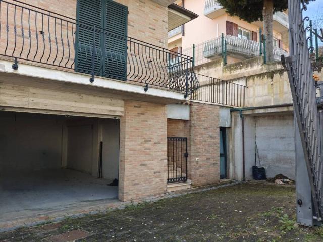 Appartamento in vendita a Marche, Ancona