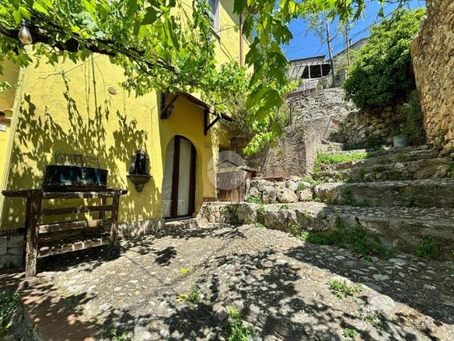 Appartamento in vendita a Otricoli, Umbria