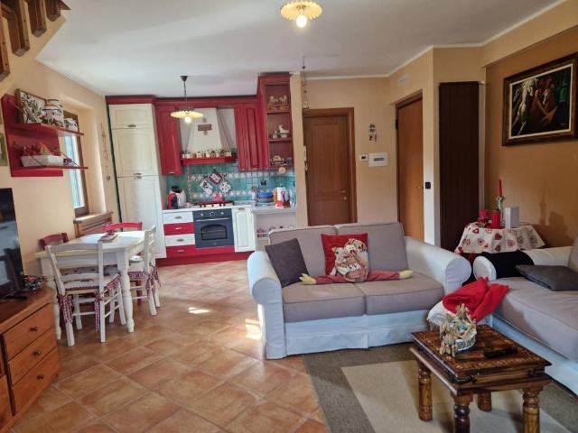 Appartamento in vendita a Ovindoli, Abruzzo