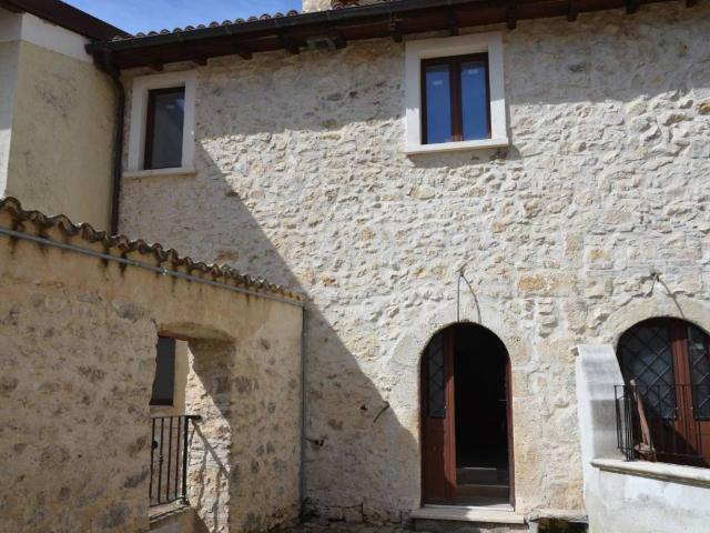 Appartamento in vendita a Ovindoli, Abruzzo