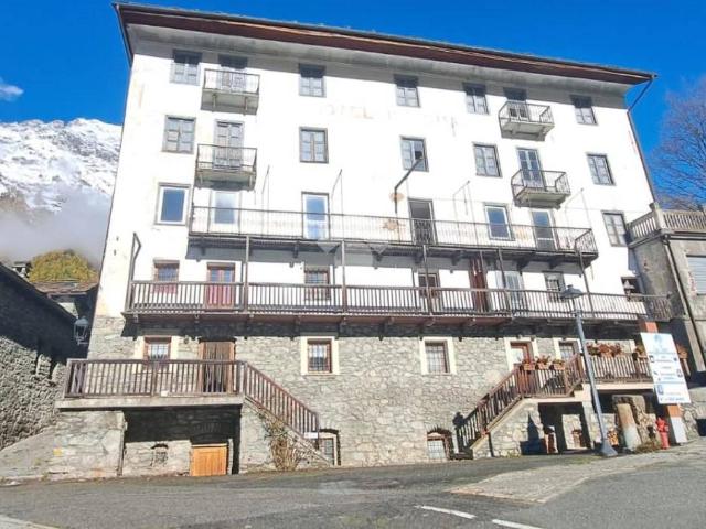 Appartamento in vendita a Oyace, Aosta