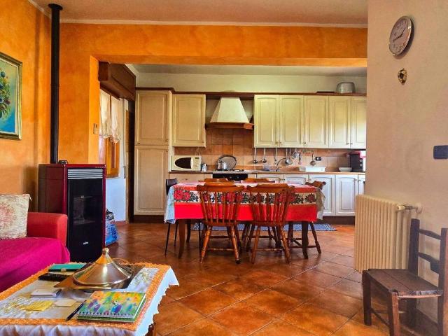 Appartamento in vendita a Ozieri, Sardigna/Sardegna
