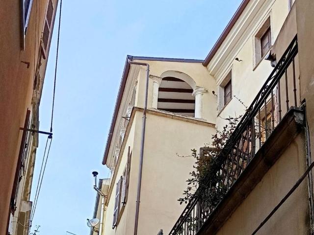 Appartamento in vendita a Ozieri, Sardigna/Sardegna