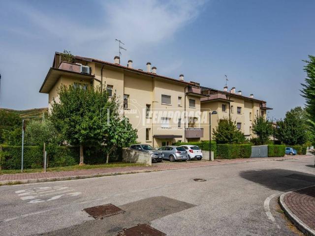 Appartamento in vendita a Mercatale, Ozzano dell'Emilia