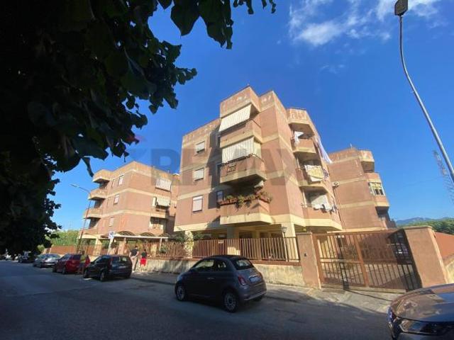 Appartamento in vendita a Pace Del Mela, Sicilia