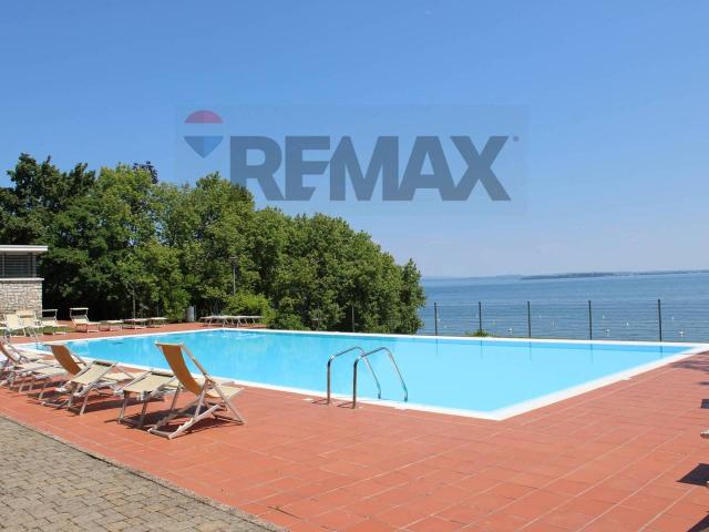 Appartamento in vendita a Padenghe Sul Garda, Lombardia