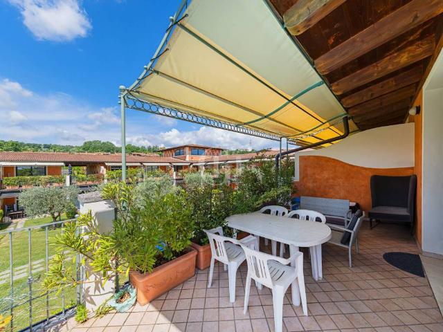 Appartamento in vendita a Padenghe Sul Garda, Lombardia