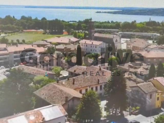 Appartamento in vendita a Padenghe Sul Garda, Lombardia