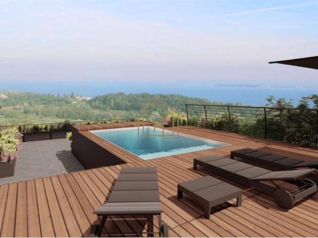 Appartamento in vendita a Padenghe Sul Garda, Lombardia
