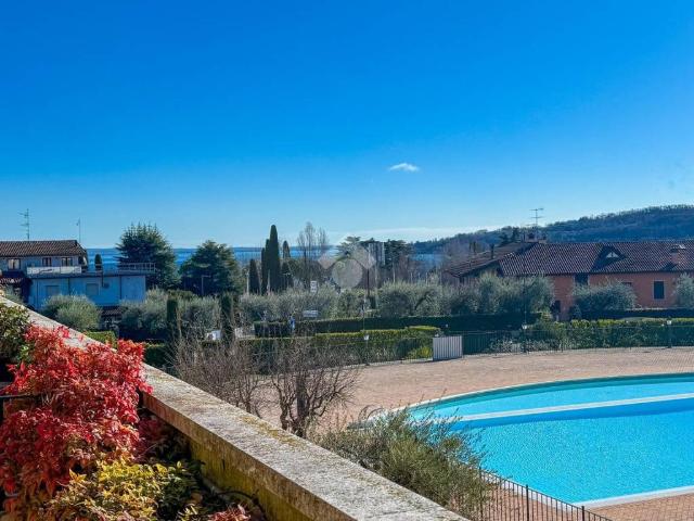 Appartamento in vendita a Padenghe Sul Garda, Lombardia