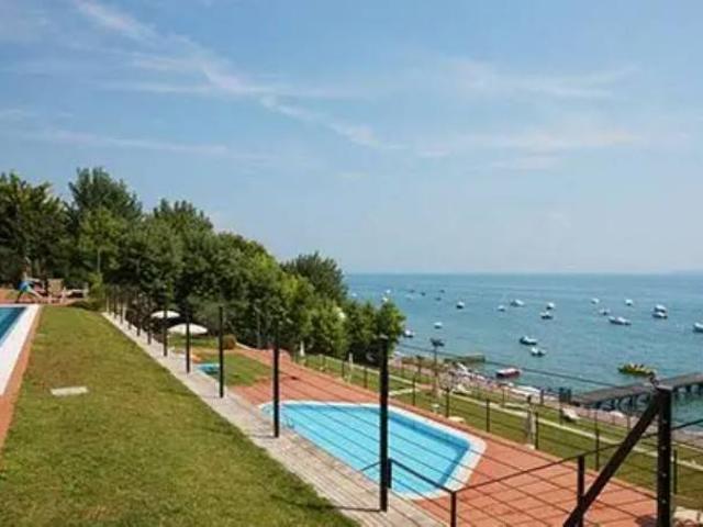 Appartamento in vendita a Padenghe Sul Garda, Brescia