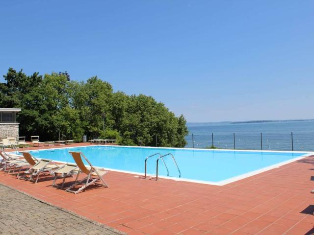 Appartamento in vendita a Padenghe Sul Garda, Lombardia