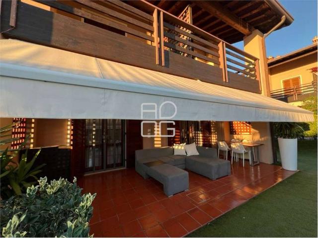 Appartamento in vendita a Padenghe Sul Garda, Brescia