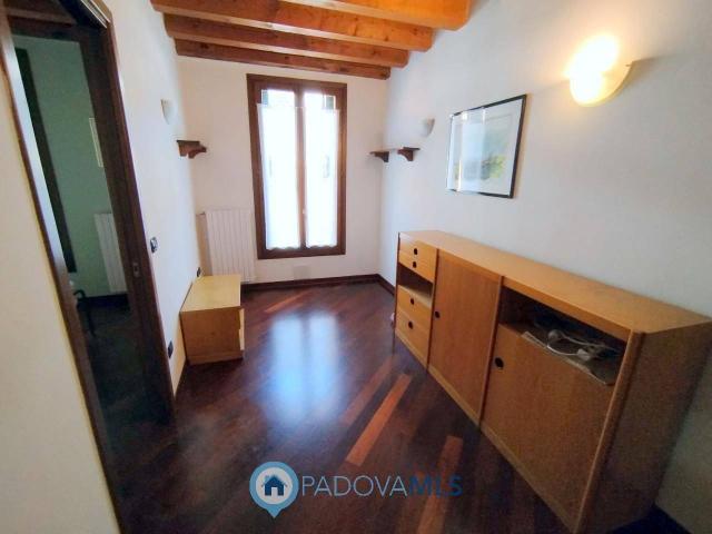 Appartamento in vendita a Sacra Famiglia, Padova