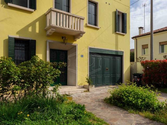 Appartamento in vendita a Pontevigodarzere, Padova