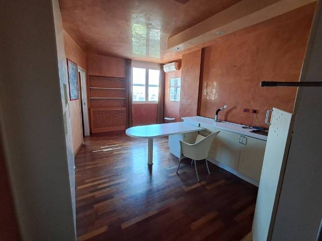 Appartamento in vendita a Padova, Veneto
