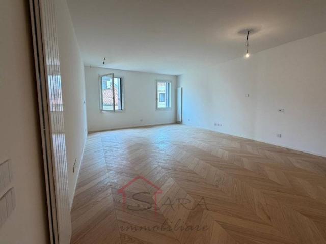 Appartamento in vendita a Arcella, Padova