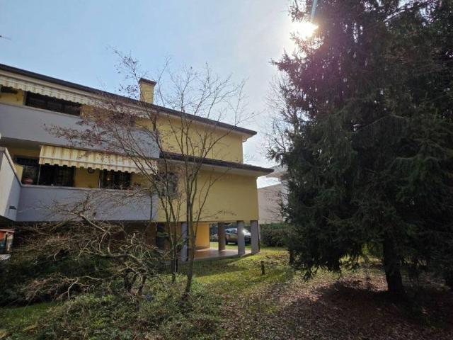 Appartamento in vendita a Padova, Veneto