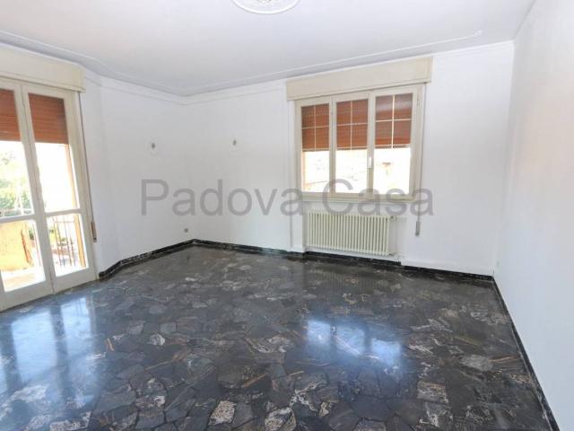Appartamento in vendita a Pontevigodarzere, Padova