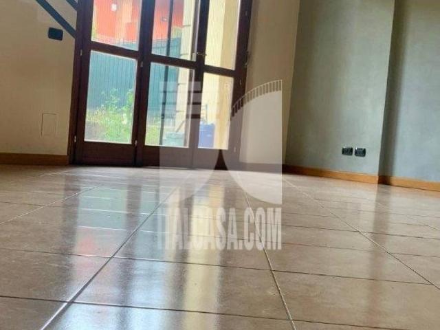 Appartamento in vendita a Pagazzano, Lombardia