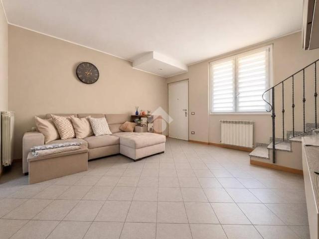 Appartamento in vendita a Pagazzano, Lombardia