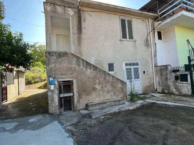 Appartamento in vendita a Pago Del Vallo Di Lauro, Campania