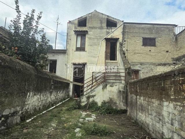 Appartamento in vendita a Pago Del Vallo Di Lauro, Campania