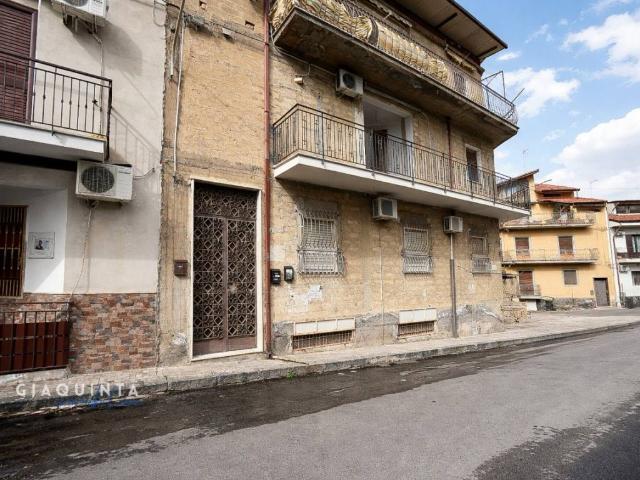 Appartamento in vendita a Palagonia, Sicilia