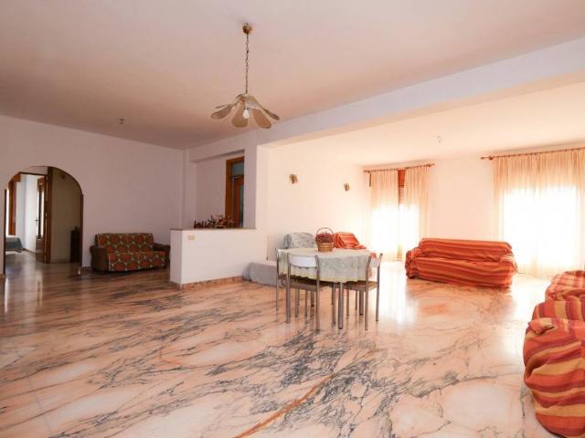 Appartamento in vendita a Palagonia, Sicilia