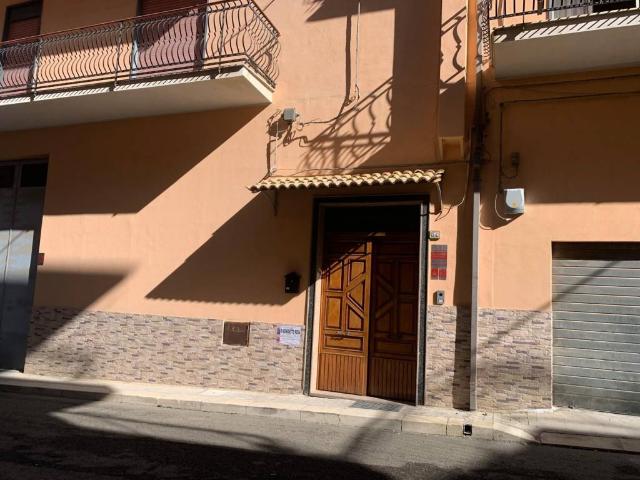 Appartamento in vendita a Palagonia, Sicilia