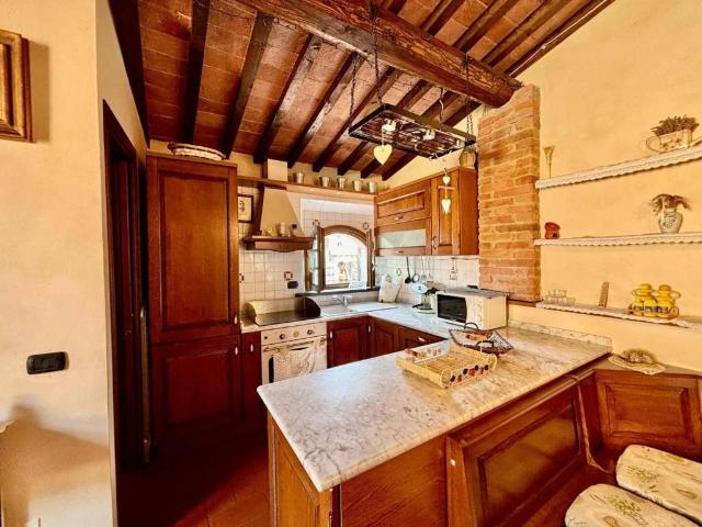 Appartamento in vendita a Legoli, Toscana