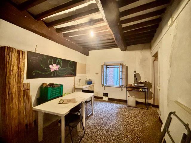 Appartamento in vendita a Legoli, Toscana