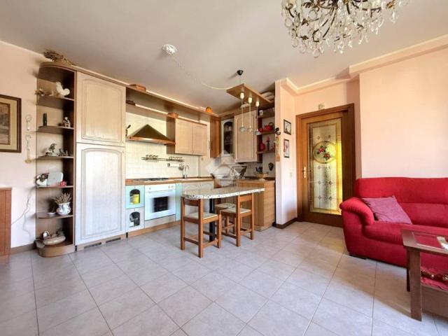 Appartamento in vendita a Palazzo Pignano, Lombardia