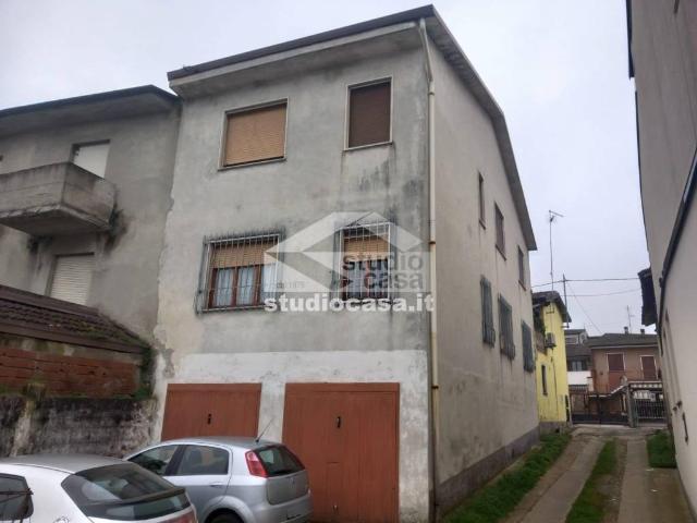 Appartamento in vendita a Palazzo Pignano, Lombardia