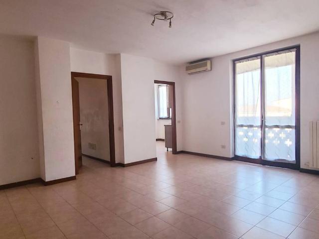 Appartamento in vendita a Palazzo Pignano, Lombardia
