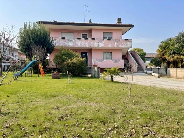 Appartamento in vendita a Palazzolo Dello Stella, Friuli-Venezia Giulia