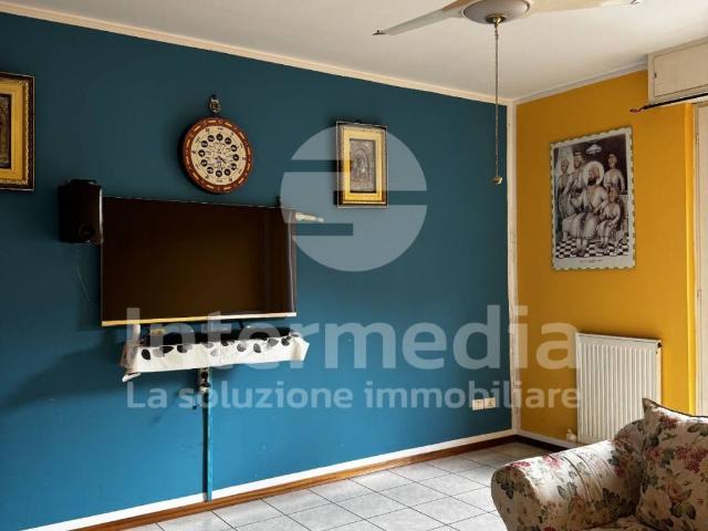 Appartamento in vendita a Piazza, Palazzolo sull'Oglio