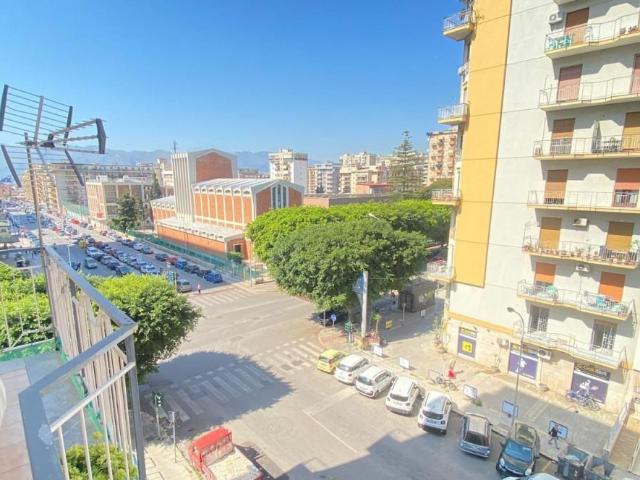 Appartamento in vendita a VIII Circoscrizione, Palermo